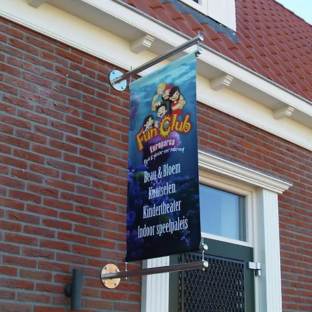 Detached Near Amsterdam بيت للعطل *